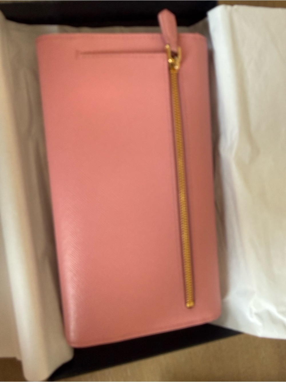Authentic Prada Pink Saffiano Leather Wallet with Gold Logo Authentic - Picture 2 of 13